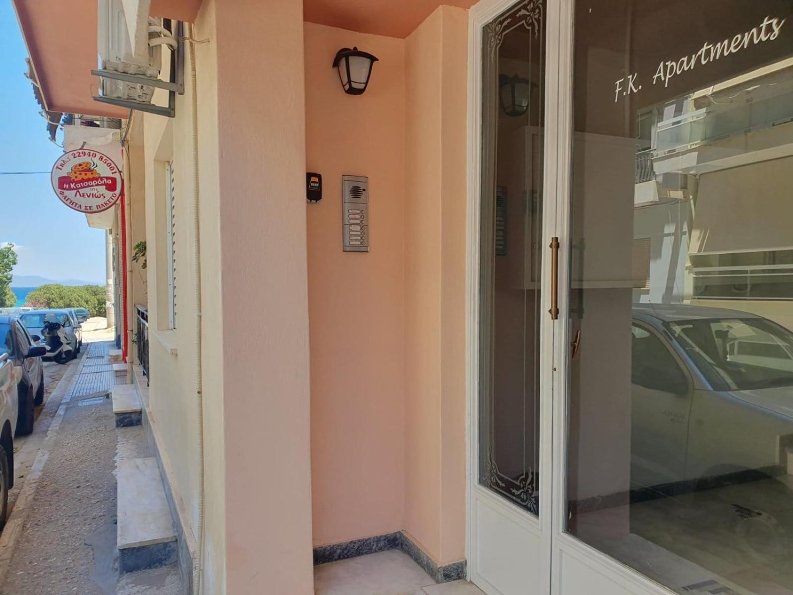 F K Apartments Artemida  Bagian luar foto